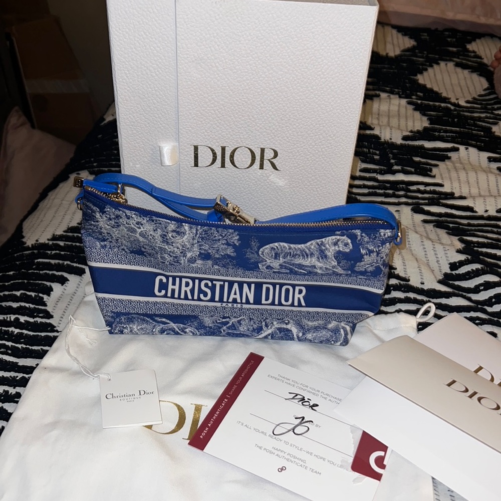 Christian Dior new condition comes with box and dust bag